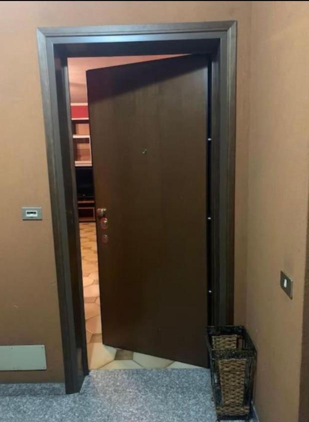 Appartamento Brevi Periodi "Pedrini'S Welcome Home" Bergamo Luaran gambar